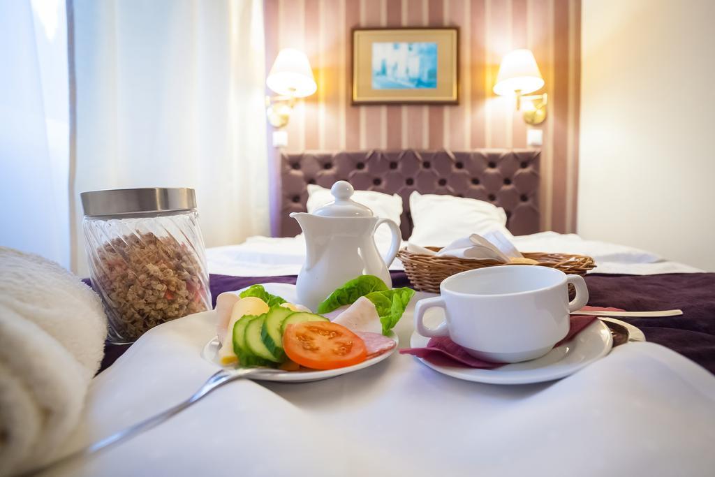 Hotel Europejski Nysa Værelse billede