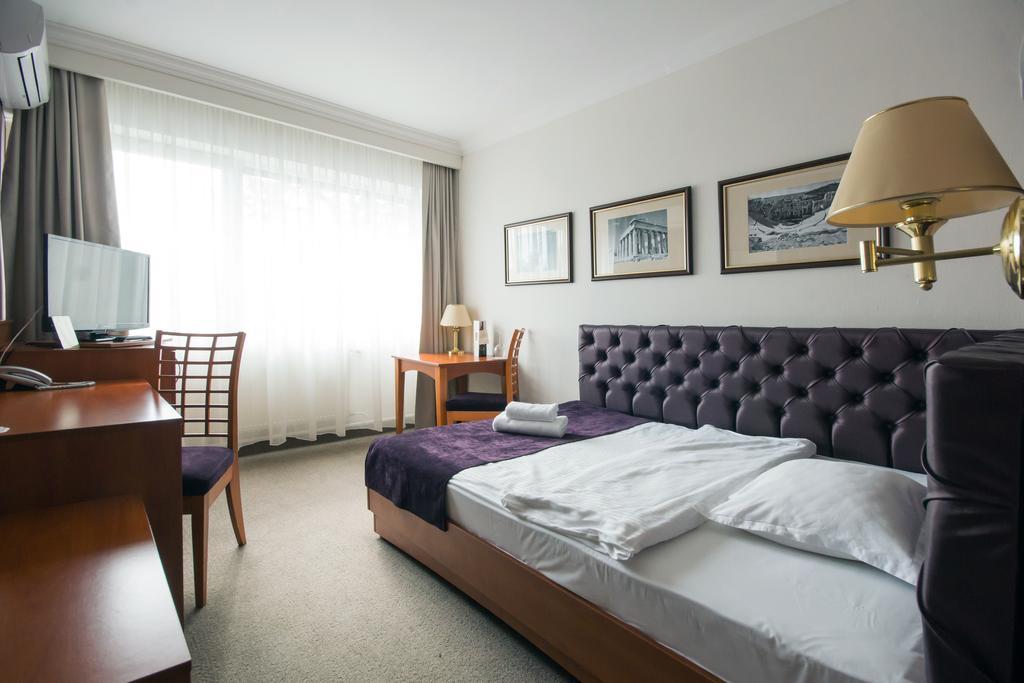 Hotel Europejski Nysa Eksteriør billede